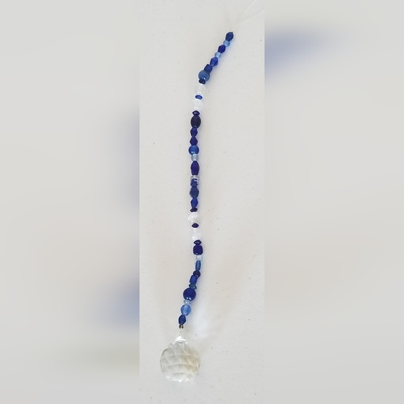 NEW! BEAUTIFUL HANDMADE CRYSTAL SUNCATCHER IN BLUE - Picture 1 of 2